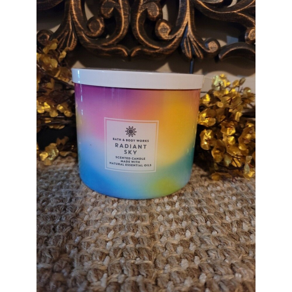 Radiant Sky - Bath and Body Works 3-wick Candle